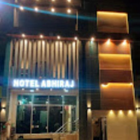 Abhiraj Guest House Mathura Luaran gambar