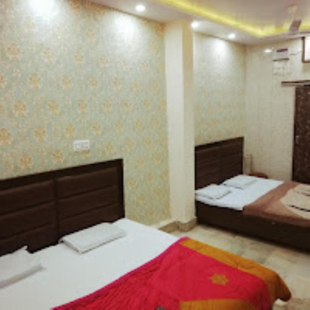 Abhiraj Guest House Mathura Luaran gambar