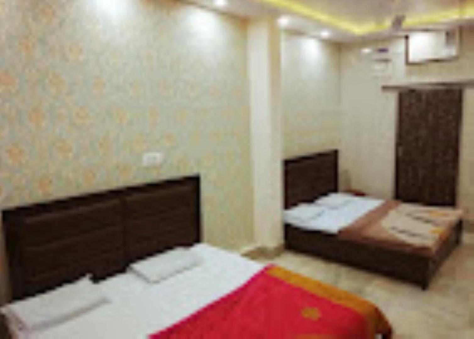 Abhiraj Guest House Mathura Luaran gambar
