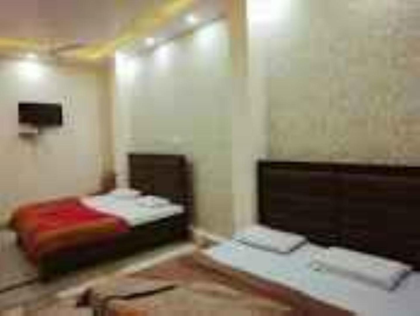 Abhiraj Guest House Mathura Luaran gambar