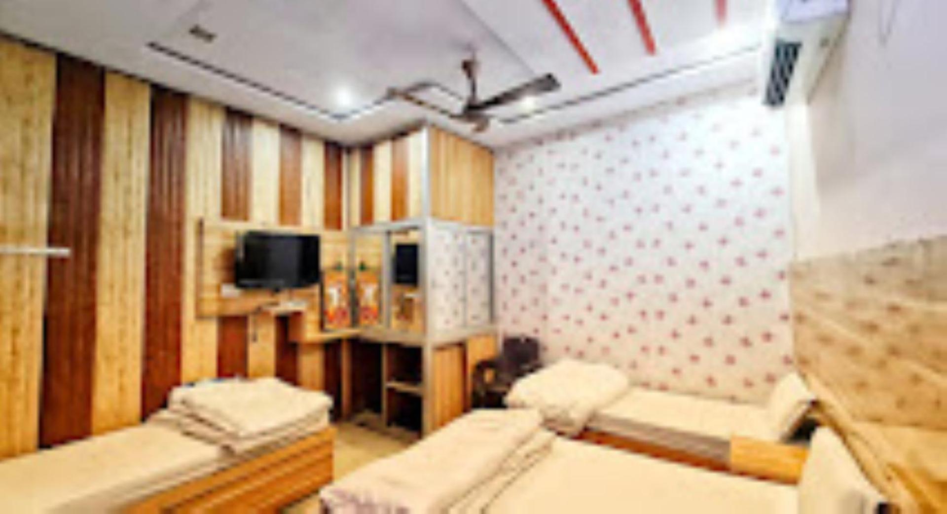 Abhiraj Guest House Mathura Luaran gambar